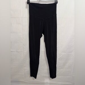 Offline by Aerie Blsck Real Me 7/8 Hi-Rise Leggings